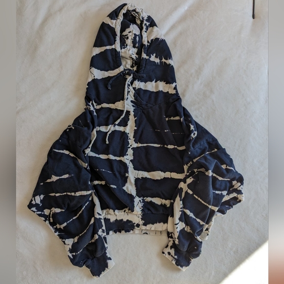 Tye Dye Hoodie - Picture 3 of 12